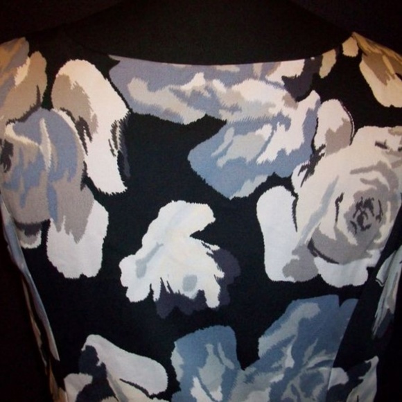 Express Cute Black Floral Dress Size 12 - Picture 4 of 5